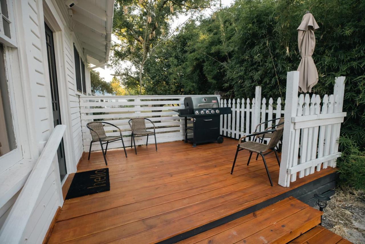 Gulf Coast Craftsman - Cozy, Charming & Central! Gulfport Exterior photo